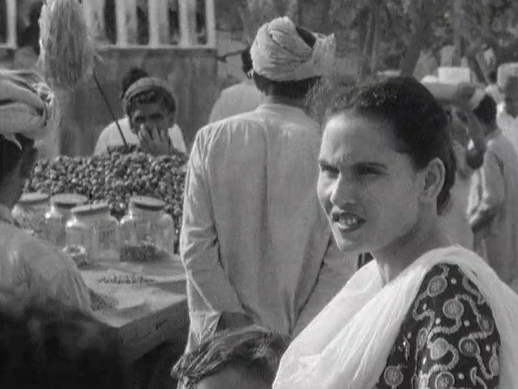 Scènes de rue au marché de Karachi en 1960. [RTS]