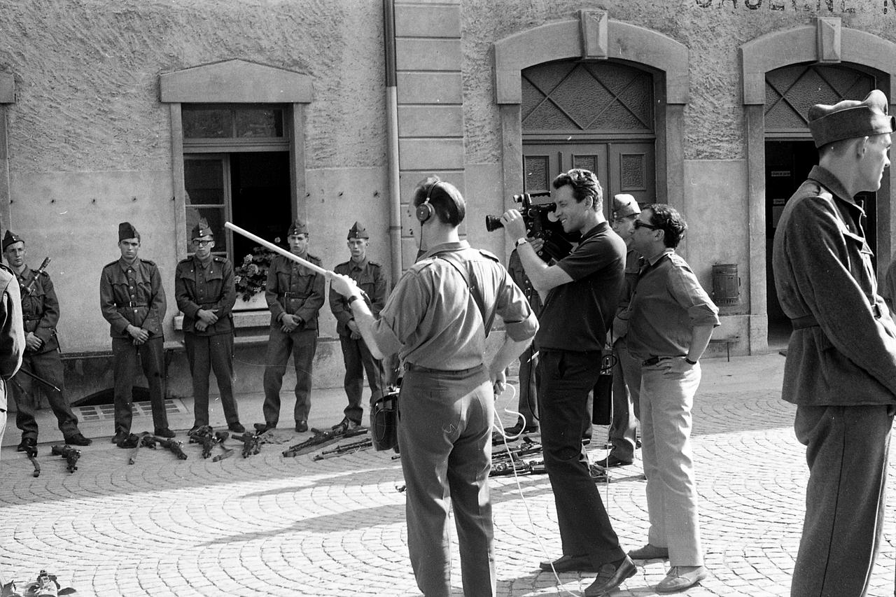 Un tournage de Continents sans visa en 1967. [RTS]