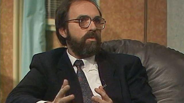 Dick Marty dans l'émission "Echo" sur le blanchiment d'argent en 1988. [RTS]
