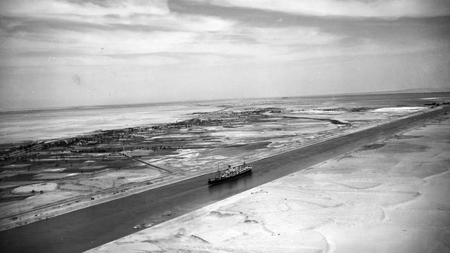 Le canal de Suez en 1953. [KEYSTONE - Jim Pringle]