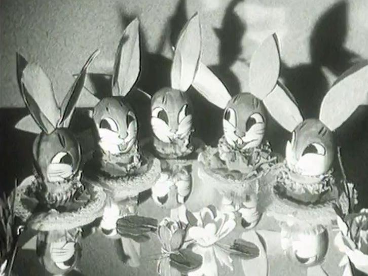 Le temps des oeufs et des lapins en chocolat en 1954. [RTS]