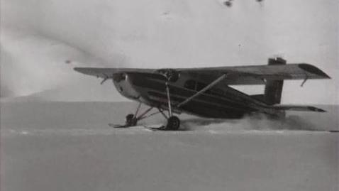 Lancement du Pilatus PC6 qui permet de se poser sur les glaciers. [RTS]
