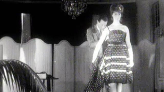 Mode 1962, prédominance des robes sous le genou.