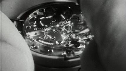 La montre mécanique recèle des trésors de précision. [RTS]