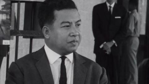 Le prince Sihanouk défend la neutralité du Cambodge. [RTS]