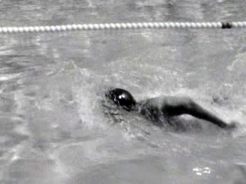 Ils sont quatre espoirs de la natation suisse, en cet été 1966.