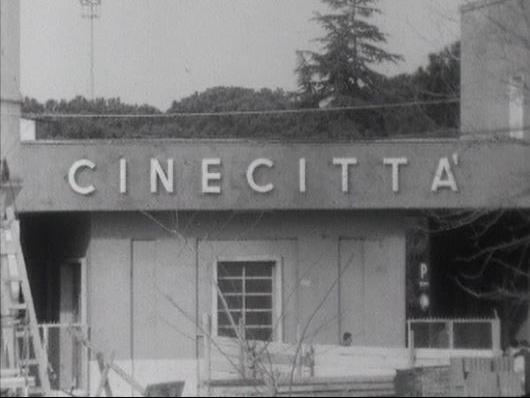 Cinecitta: tournage d'un western dans les studios italiens. [RTS]