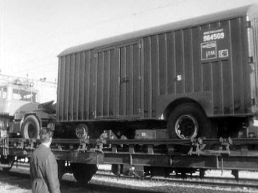 Le transport combiné avec des wagons des CFF sur la route.