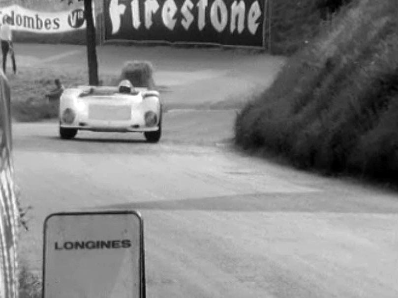 De nombreux spectateurs pour la course de côte automobile Ollon- Villars.