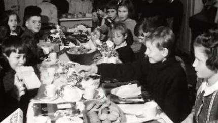 La fête de Noël pour les enfants à la chartreuse de Valsainte. [RTS]