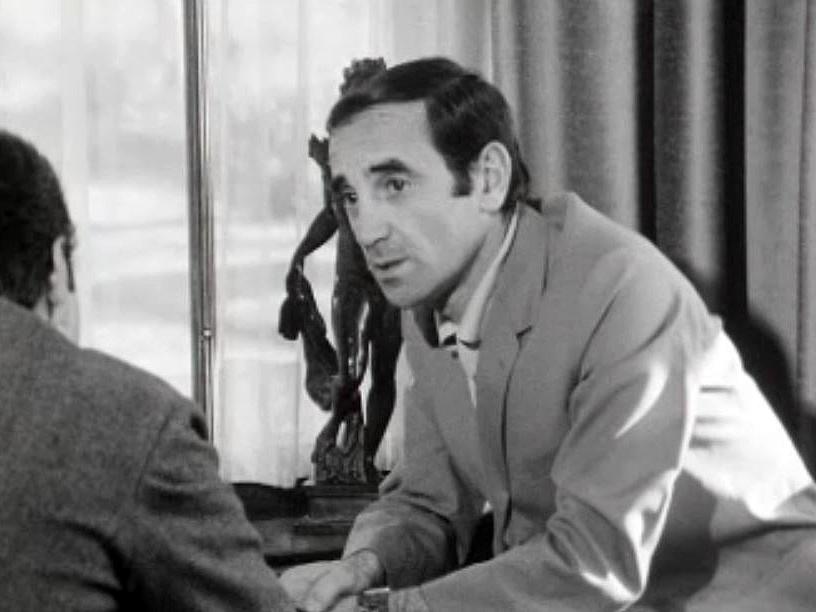 Charles Aznavour chante pour la TSR: il te faudra bien.