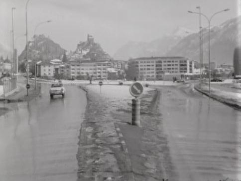 La circulation automobile à travers Sion sera modifiée. [RTS]