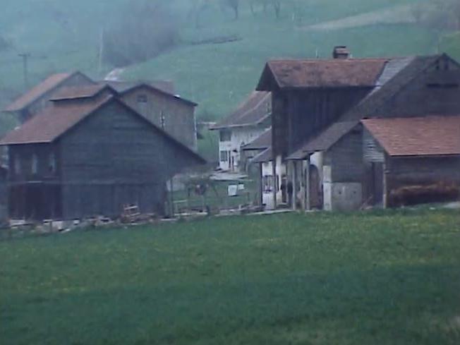 Une enclave fribourgeoise au coeur de la Broye. Visite guidée.