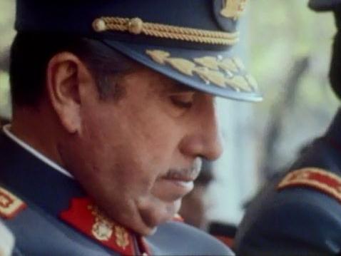 Ordre, travail et obéissance au Chili du général Pinochet. [RTS]