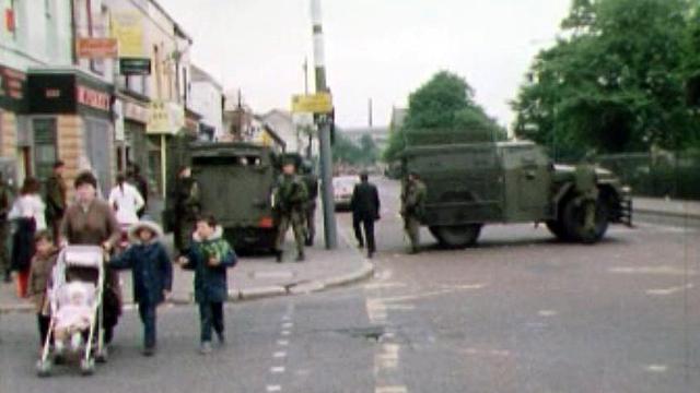 Belfast, une violence au quotidien entre catholiques et protestants.