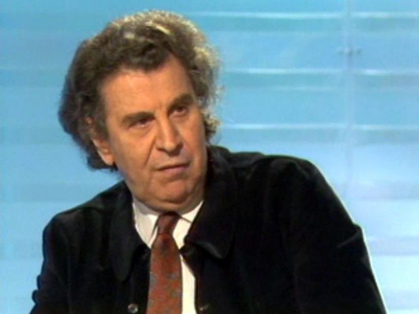 En 1988, Mikis Theodorakis est de passage pour une série de concerts. [RTS]