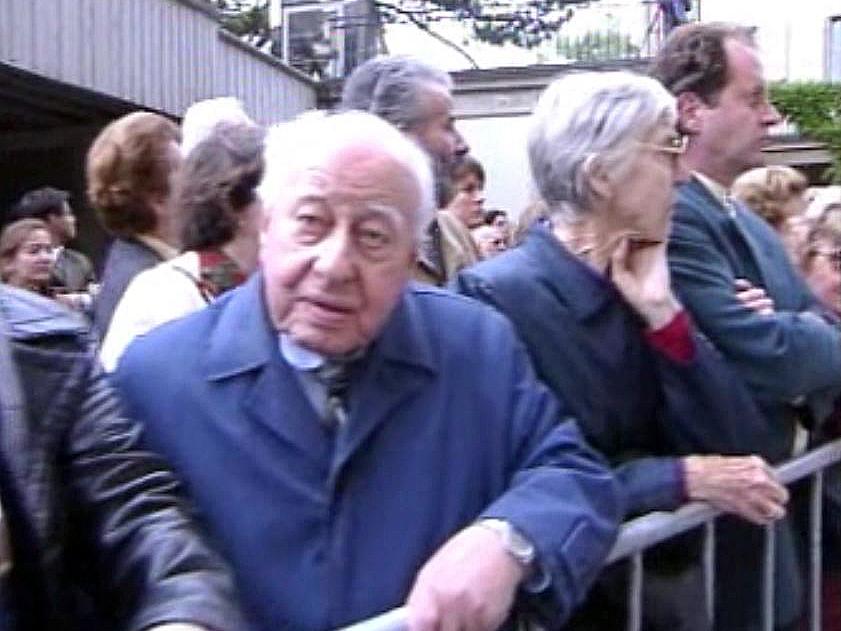 Hommage de la foule aux obsèques de Jean-Pascal Delamuraz.