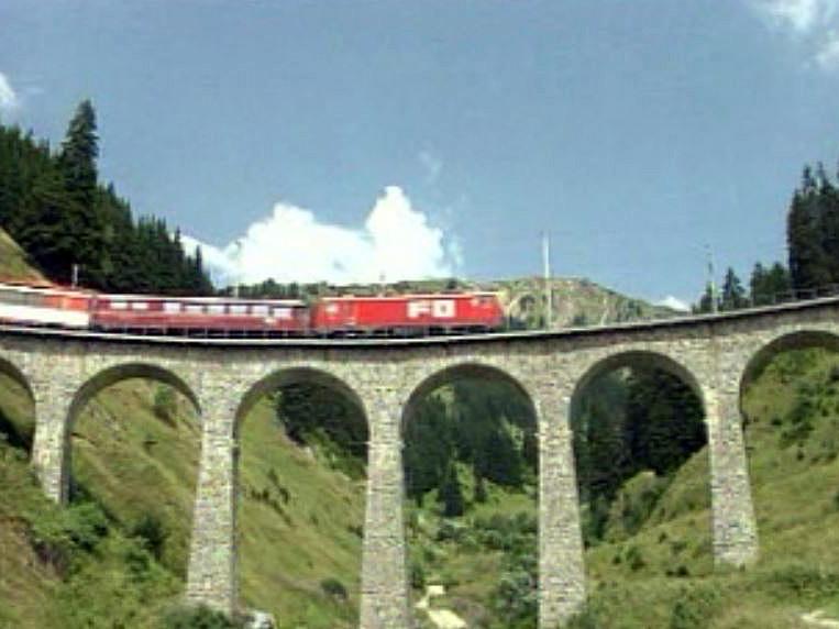 Huit heures de voyage d'un bout à l'autre de la Suisse.