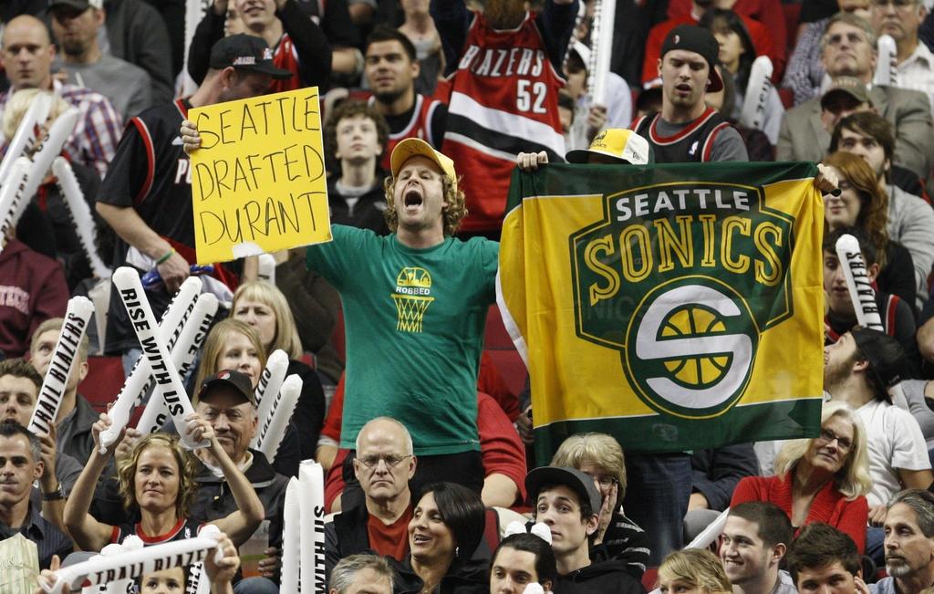 Les nostalgiques du temps des Seattle SuperSonics se sont fait entendre à Portland. [KEYSTONE - Rick Bowmer]