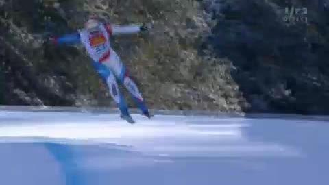 Ski alpin / Coupe du monde : Silvan Zurbriggen gagne la descente de Val Gardena et prend la tête de la Coupe du monde générale.