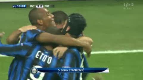 Football / Ligue des champions: L’Inter Milan assomme Tottenham sur une réussite de Stankovic qui porte le score à 3-0 (14e).