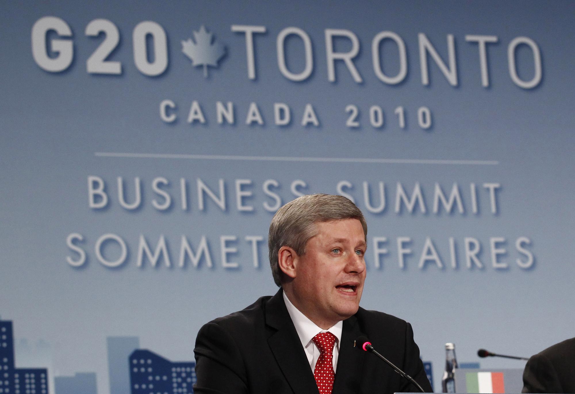 L'hôte canadien du G20, Stephen Harper, peu touché par la crise financière ne tient pas à une taxe bancaire. [REUTERS - � Jim Young / Reuters]