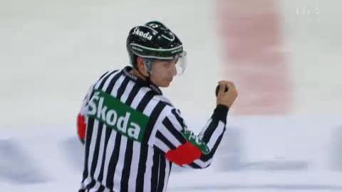 Hockey / Coupe Spengler: demi-finale St-Pétersbourg - GE-Servette. La danse du scalp... Les Russes égalisent à 3-3 à la 36e minute de jeu