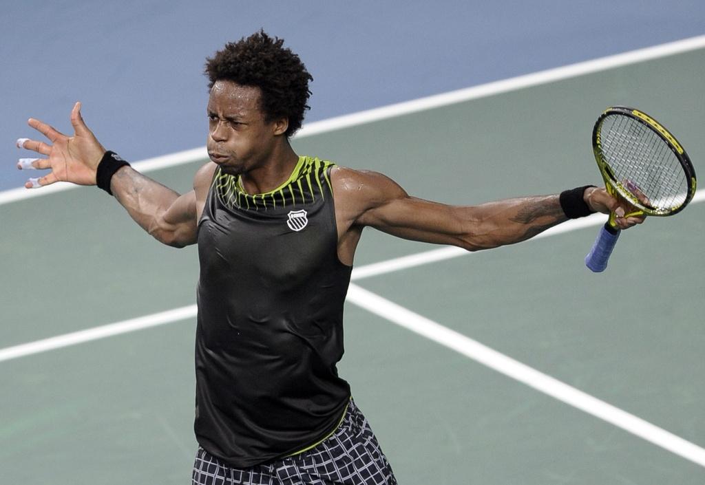 Monfils a "soufflé" Federer dès sa première balle de match. [KEYSTONE - CHRISTOPHE KARABA]