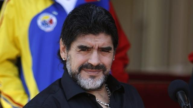 La déroute de l'Argentine en Afrique du Sud coûte sa place à Diego Maradona.