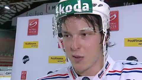 Hockey / LNA (1ère j): itw Kevin Lötscher (Bienne) et Simon Gamache (Fribourg)