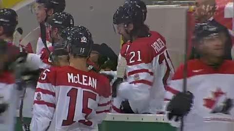 Hockey / Suisse - Canada: Micki Dupont (Kloten) marque et c'est 5-0 pour le Canada