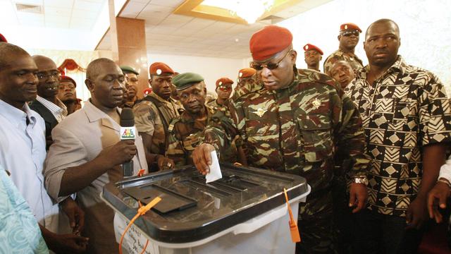 Le général Konaté a tenu sa promesse d'une présidentielle sans candidat issu de l'armée.