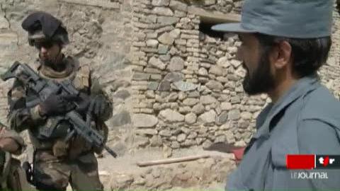 Afghanistan: l'OTAN souhaite se retirer du pays dès 2012, mais la police afghane n'est pas encore prête à assurer seule sa mission