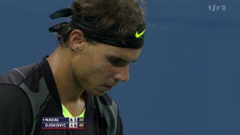 Tennis / US Open (Finale): Rafael Nadal (ESP) - Novak Djokovic (SRB). La pluie semble avoir fait du bien au Serbe qui égalise à 1 manche partout 6-4 5-7