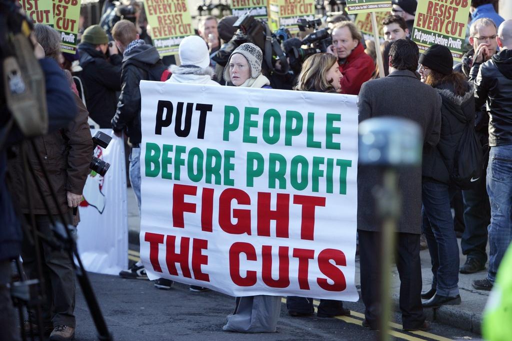 Des manifestations avaient déjà eu lieu mercredi à Dublin. [KEYSTONE - EPA/PAUL MCERLANE]