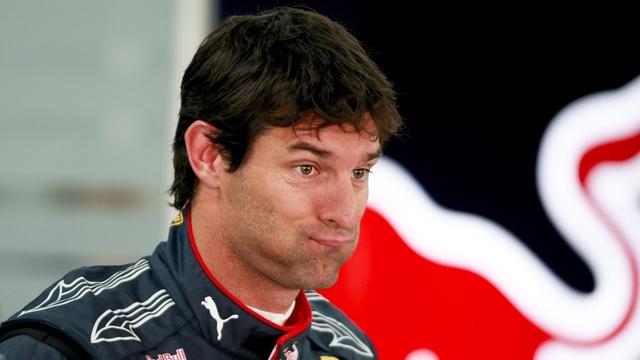 Mark Webber dubitatif après son meilleur chrono aux essais libres.