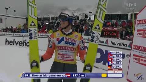 Saut à ski / Coupe du monde : L’Autrichien Thomas Morgenstern l’emporte à Engelberg avec un saut de 137 m en 1ère manche (2e manche annulée).