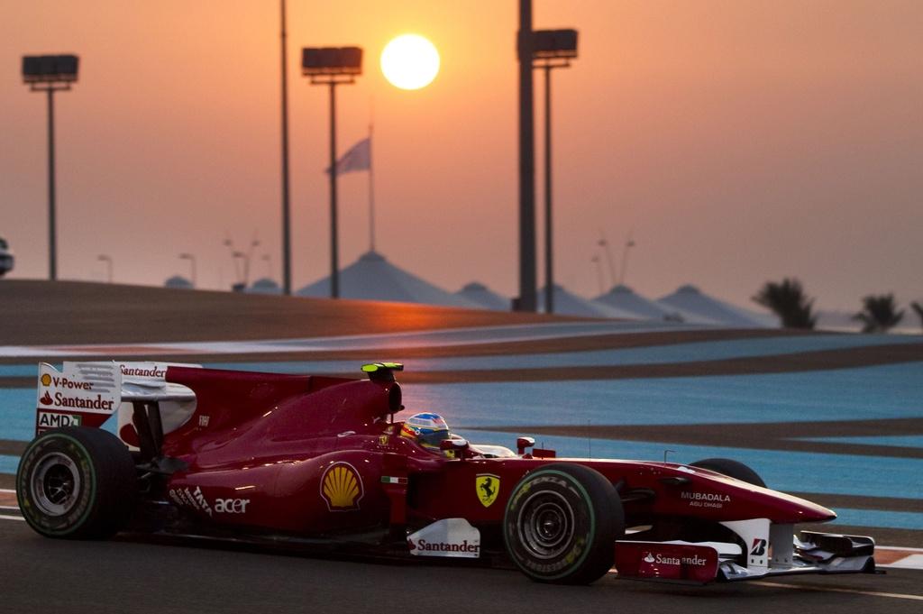 Ferrari et Alonso ont tout sauf brillé à Abu Dhabi. [Gero Breloer]