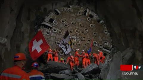 Suisse: le percement du tunnel du Gothard, le plus long du monde est achevé