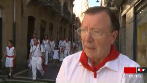 Espagne/Courses de Pampelune: Les coureurs doivent parcourir un kilomètre, poursuivis par six taureaux de combat