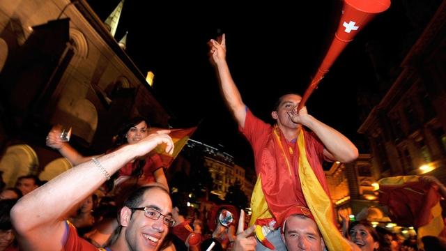 Des fans ont célébré la victoire de la Roja dans les rues de lausanne.