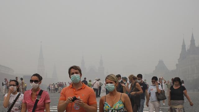 Les étrangers sont invités à évacuer la capitale russe, envahie par un épais smog.