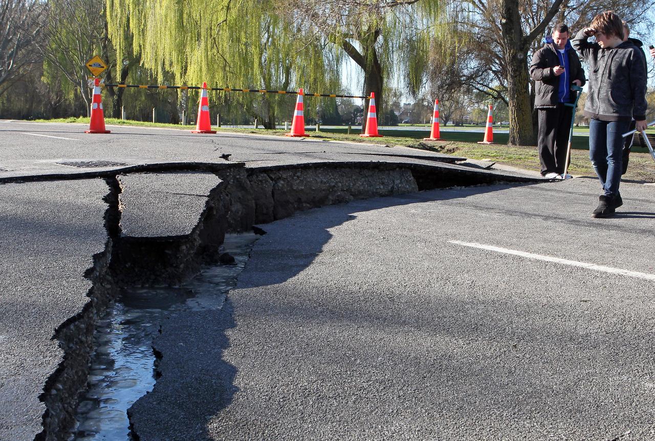 Un grand nombre de routes sont maintenant impraticables. [AFP - IAIN MCGREGOR]