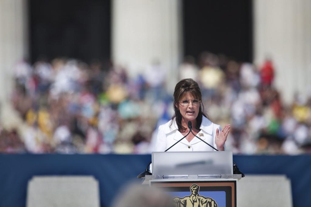 L'ex-candidate à la présidence Sarah Palin a profité de l'événement pour haranguer les foules. [KEYSTONE - JIM LO SCALZO]