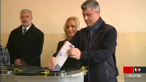 Elections législatives au Kosovo: le premier ministre sortant Hashim Thaçi est donné favori, mais il devra sans doute former une coalition pour gouverner