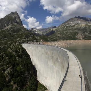 Avec ses nombreux barrages, la Suisse est le château d'eau de l'Europe. [jean-christophe bott]