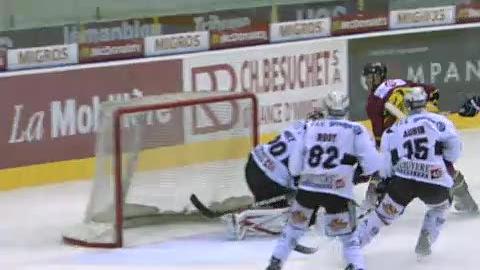 Hockey/LNA (21j): résumé du match Genève Servette - Fribourg Gottéron (0 - 2) et interview de Julien Sprunger, joueur de Fribourg, et Florian Conz, joueur de Genève