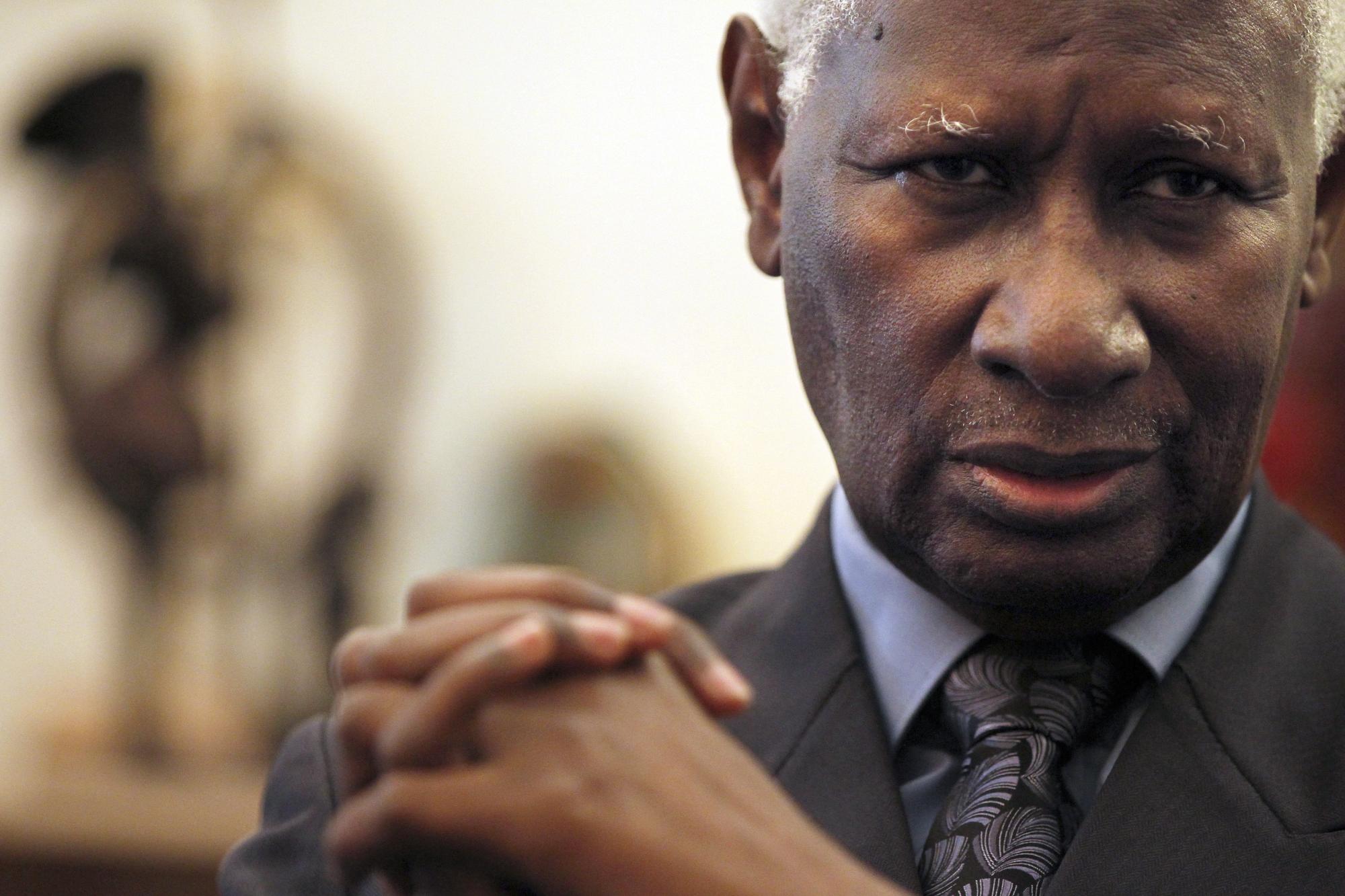 Abdou Diouf s'insurge quand on lui dit que la Francophonie est sur le déclin. [AFP - JOEL SAGET]
