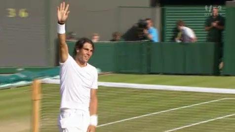 Tennis / Wimbledon: Nadal se qualifie pour les 1/2 finales en éliminant Soderling en 4 sets (3-6 6-3 7-6 6-1)