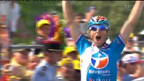 Cyclisme / Tour de France (16e étape): Doublé français (1-Fédrigo 2-Sandy Casar) à l'arrivée de cette étape des Pyrénées qui a été sans grand intérêt... Contador et Schleck toujours au coude à coude pour la victoire finale.